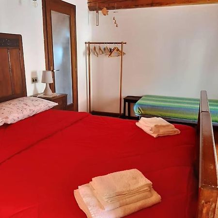 Casa Marconi Casa Vacanze Cesara Екстериор снимка