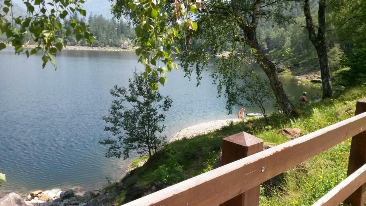 Casa Marconi Casa Vacanze Cesara Екстериор снимка